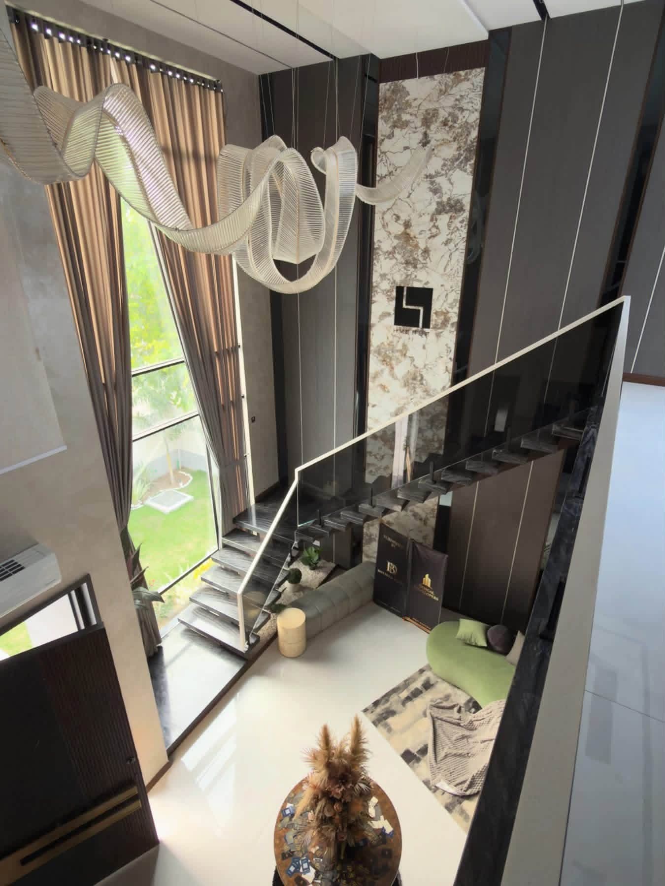 Ultra-Luxury 1 Kanal Fully Furnished House for Sale in DHA Lahore (Near DHA Raya) - Photo 9