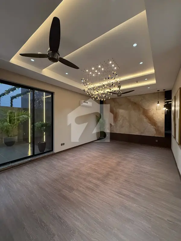 1 Kanal Ultra-Modern Brand New Luxury House for Sale in DHA Phase 6, Lahore - Photo 3