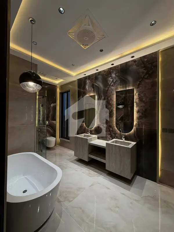 1 Kanal Ultra-Modern Brand New Luxury House for Sale in DHA Phase 6, Lahore - Photo 4