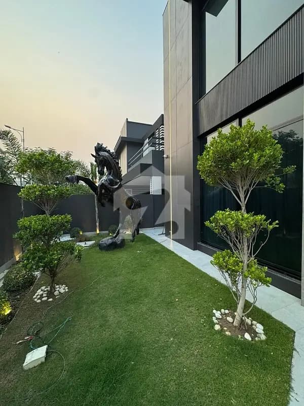 Elite 1 Kanal Designer Bungalow in DHA Phase 6, Lahore - Photo 2