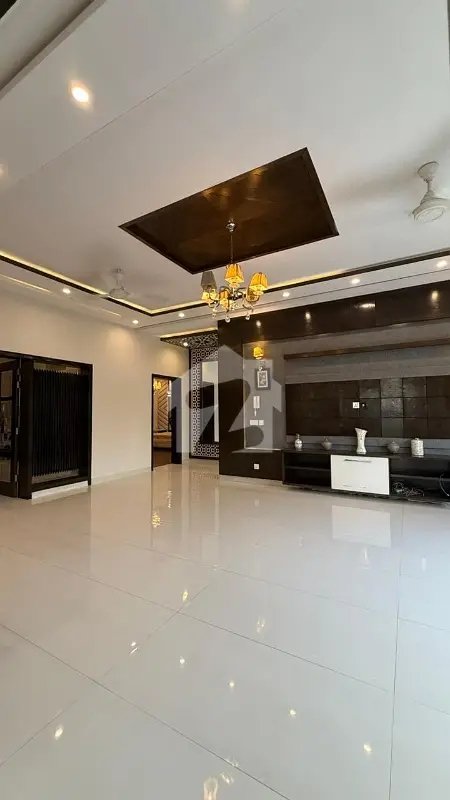 Elite 1 Kanal Designer Bungalow in DHA Phase 6, Lahore - Photo 5