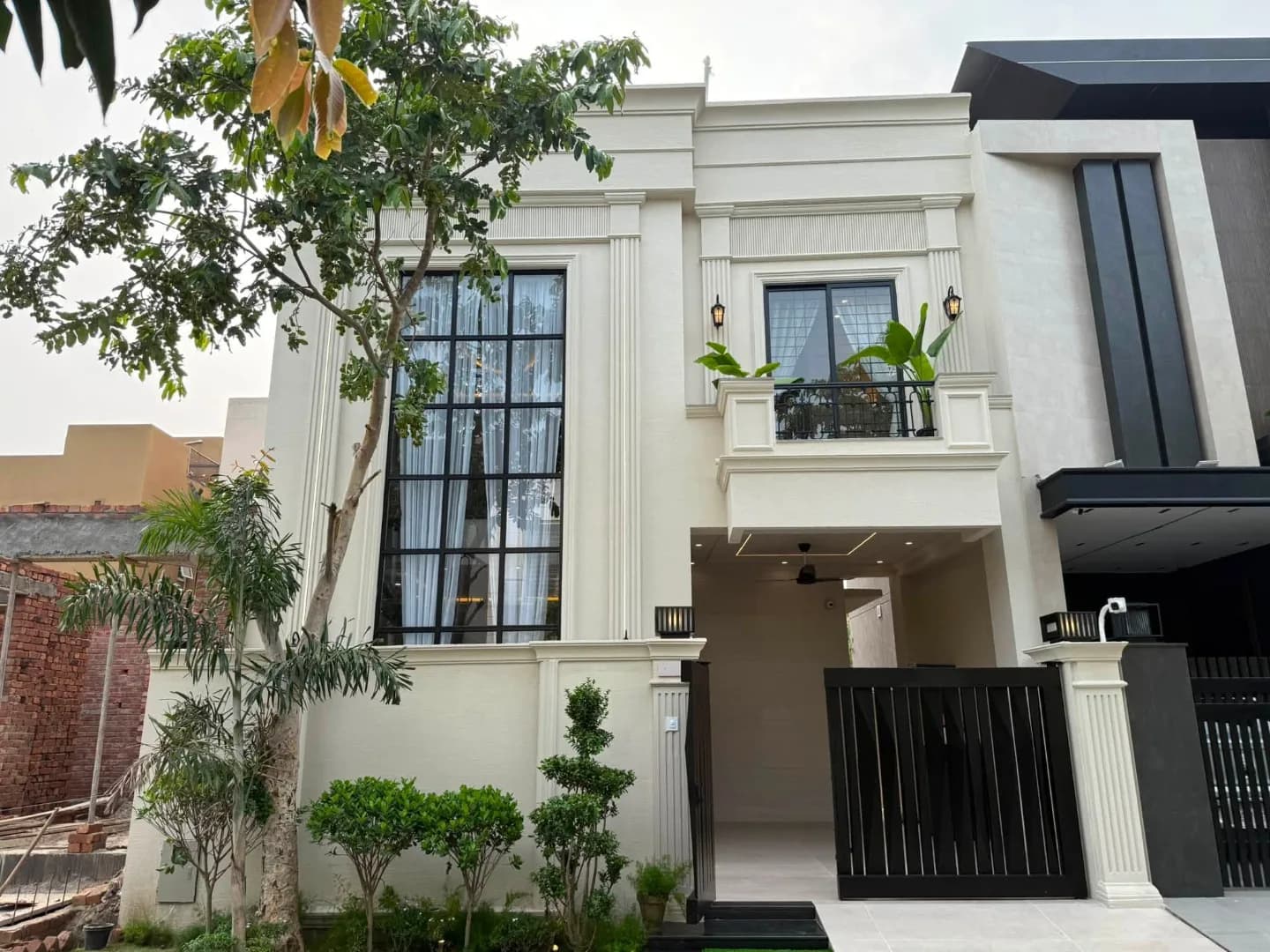 Exquisite 5 Marla Designer House with Full Basement for Sale in DHA Phase 9, Lahore - Photo 1