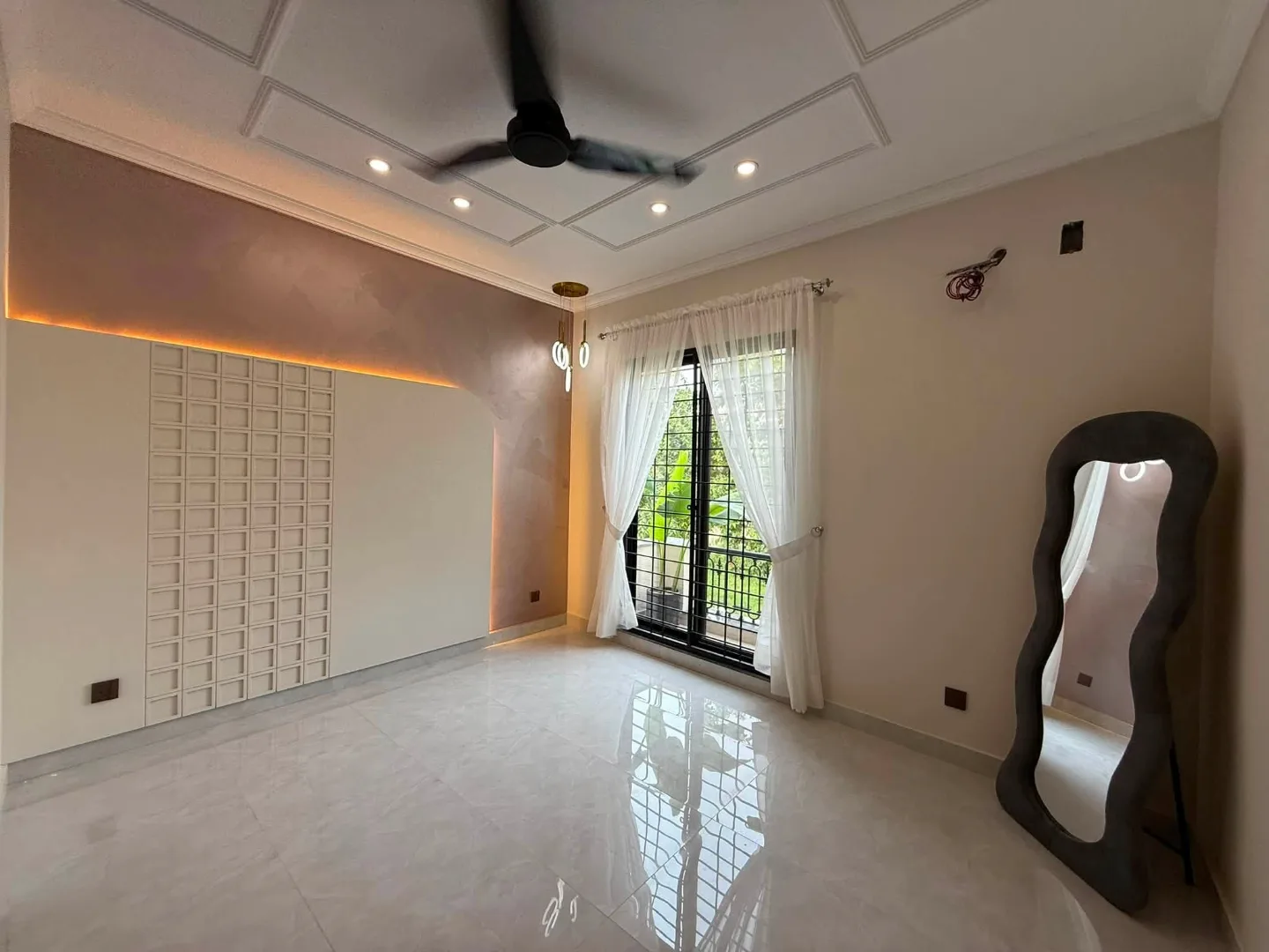 Exquisite 5 Marla Designer House with Full Basement for Sale in DHA Phase 9, Lahore - Photo 4