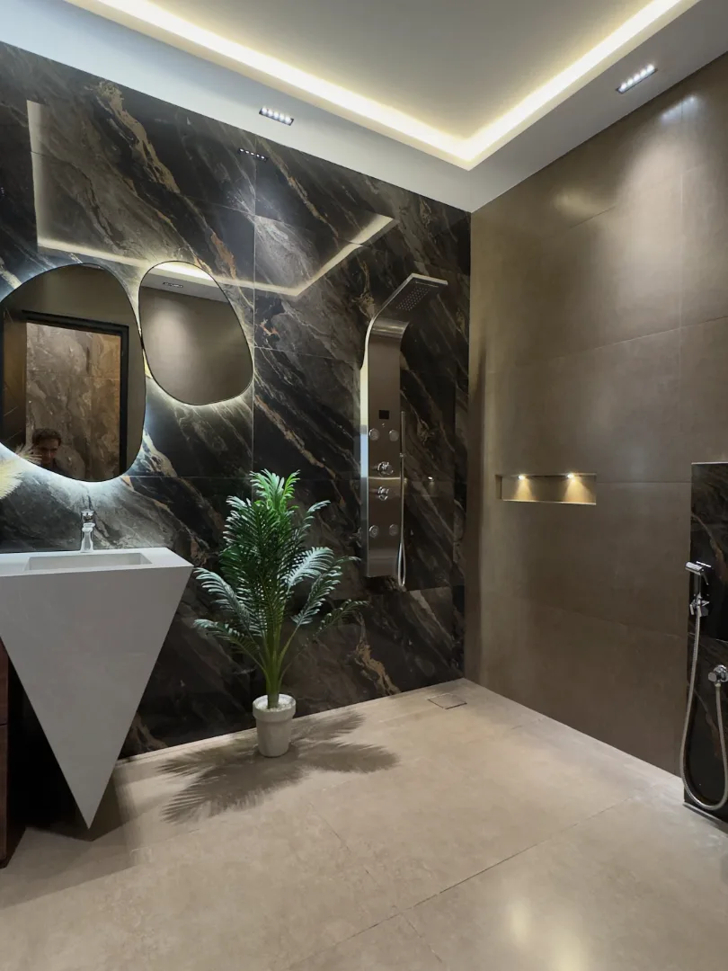 Prestige 10 Marla Contemporary Designer Residence for Sale in DHA Phase 7 (Y Block), Lahore - Photo 4