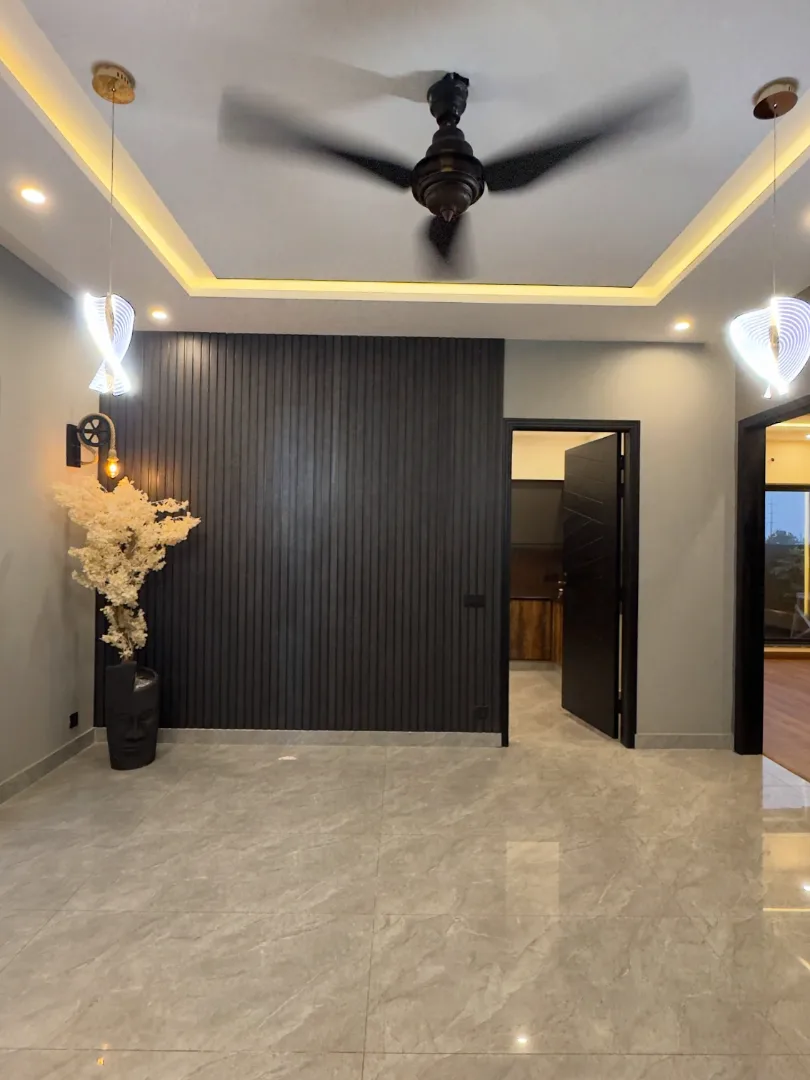 Prestige 10 Marla Contemporary Designer Residence for Sale in DHA Phase 7 (Y Block), Lahore - Photo 8