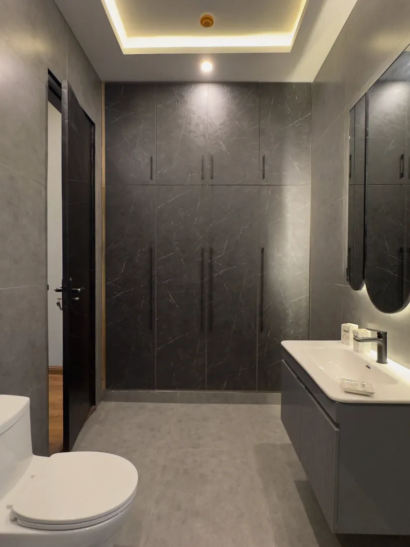 Prestige 10 Marla Contemporary Designer Residence for Sale in DHA Phase 7 (Y Block), Lahore - Photo 11