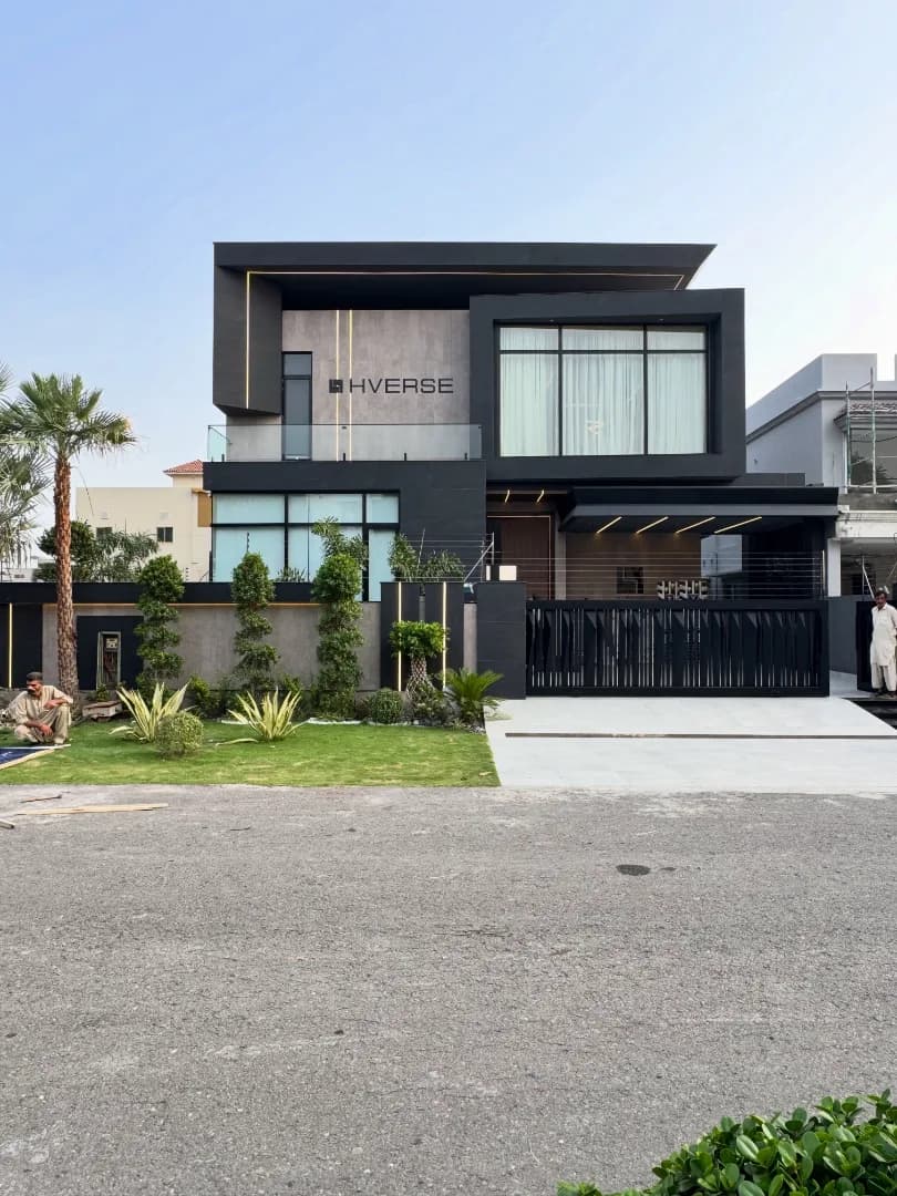 Exquisite 1 Kanal Designer Estate in DHA Phase 6 (Block N) - Photo 1