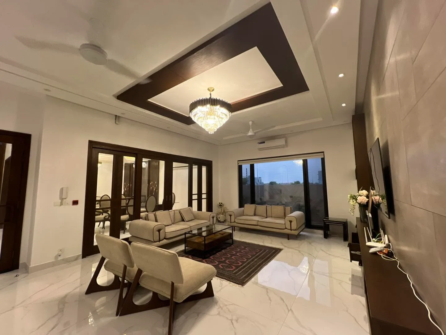 Exemplary 1 Kanal Fully Furnished House for Sale in DHA Phase 8 (Sector S), Lahore - Photo 8