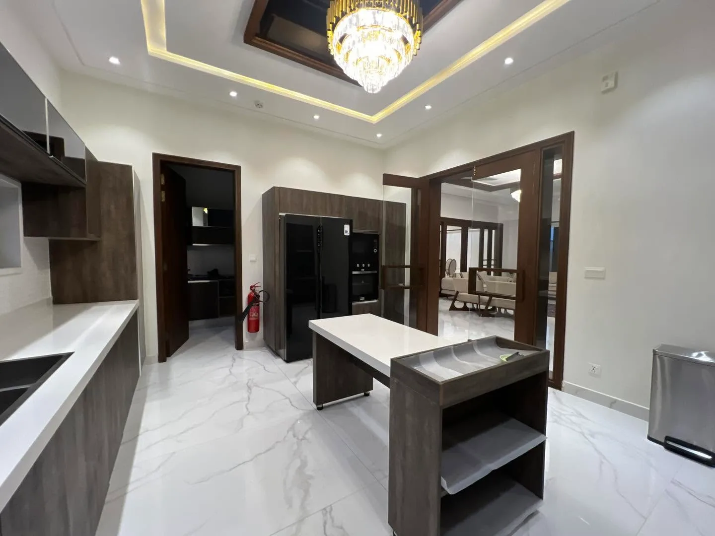 Exemplary 1 Kanal Fully Furnished House for Sale in DHA Phase 8 (Sector S), Lahore - Photo 9