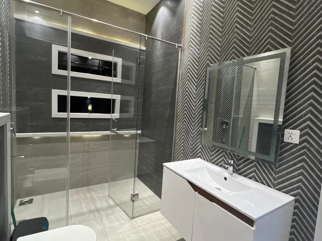 Exemplary 1 Kanal Fully Furnished House for Sale in DHA Phase 8 (Sector S), Lahore - Photo 15