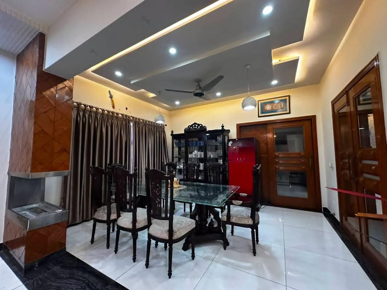 Prestige 1 Kanal Energy-Efficient Residence with 10kVA Solar System for Sale in DHA Phase 6, Lahore - Photo 21