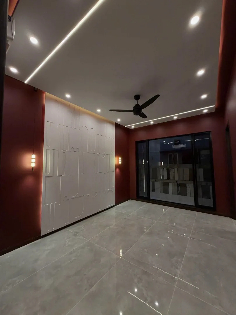 Prestige 1 Kanal Designer Semi-Furnished Residence for Sale in DHA Phase 7 (Q Block), Lahore - Photo 4