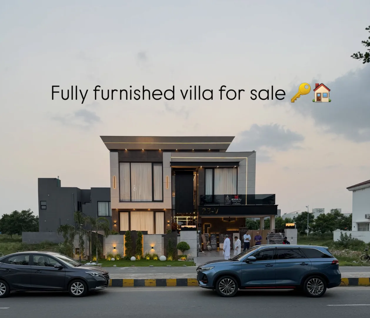 Magnificent 1 Kanal Fully Furnished Luxury Villa for Sale Near Raya, DHA Lahore - Photo 1