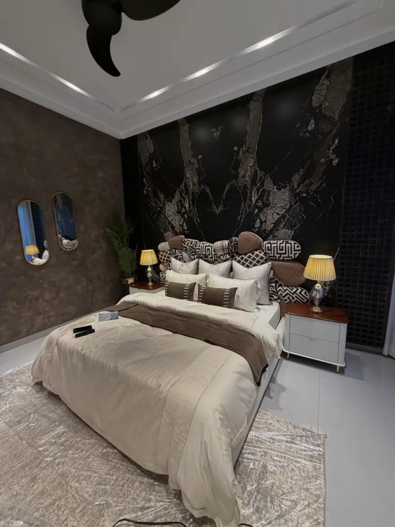 Magnificent 1 Kanal Fully Furnished Luxury Villa for Sale Near Raya, DHA Lahore - Photo 4